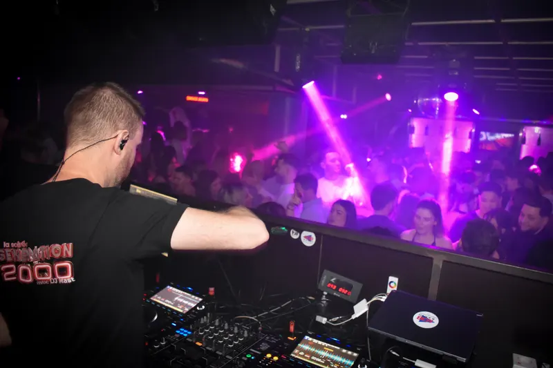 Photo de la soirée DJ Mast - Génération 2000 ✨