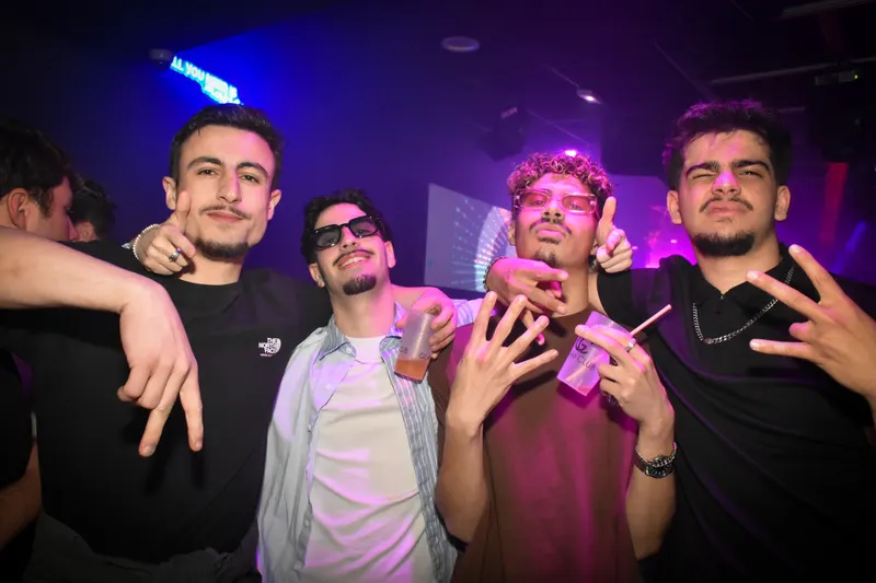 Photo de la soirée DJ Fou - Carrément Tubes 🎵