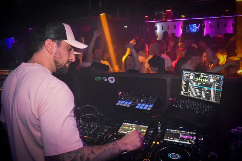 Photo de la soirée Raza 🎧