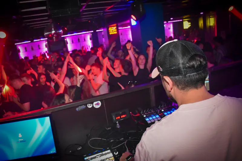 Photo de la soirée Raza 🎧