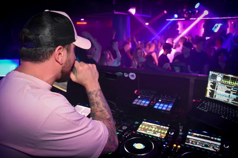 Photo de la soirée Raza 🎧