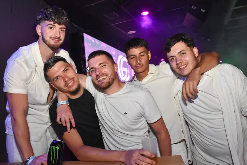 Photo de la soirée Génération Juin 🍾