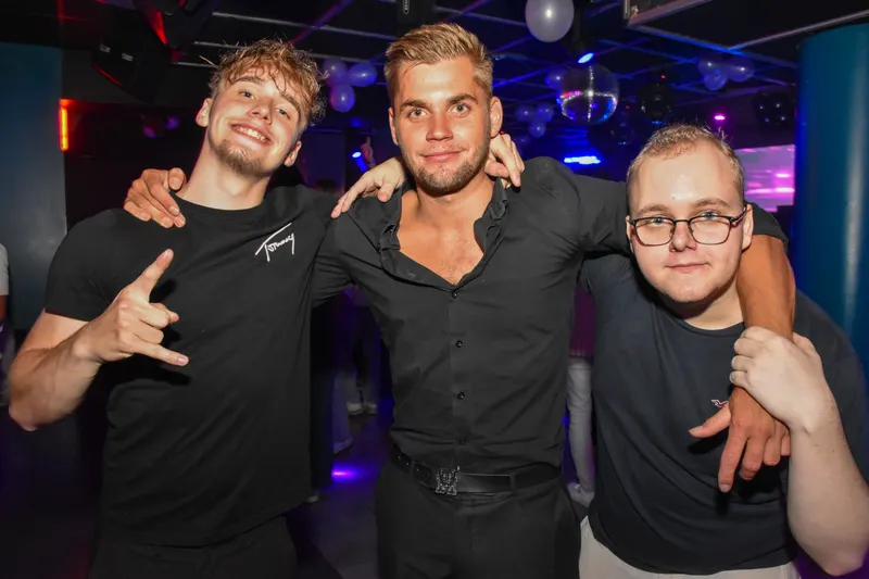 Photo de la soirée Génération Juin 🍾